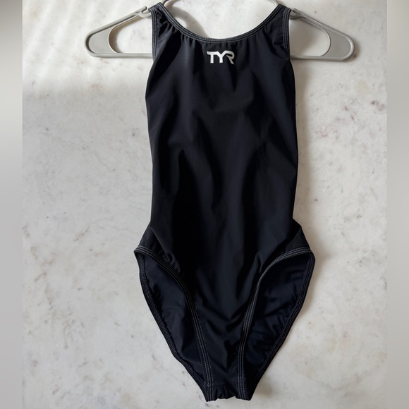 TYR Women’s Competition Thresher Aerofit Black Swimsuit - Picture 1 of 7